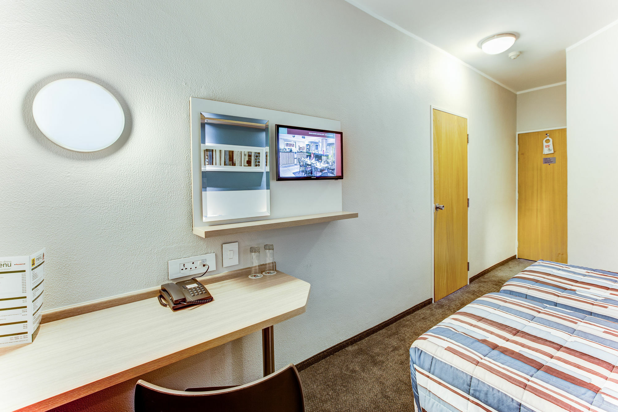 Road Lodge Cape Town International Airport Buitenkant foto